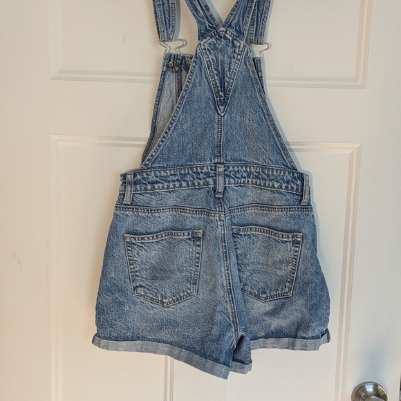 American Eagle Outfitters Light Blue Denim Overalls. Size 2. - Picture 6 of 6